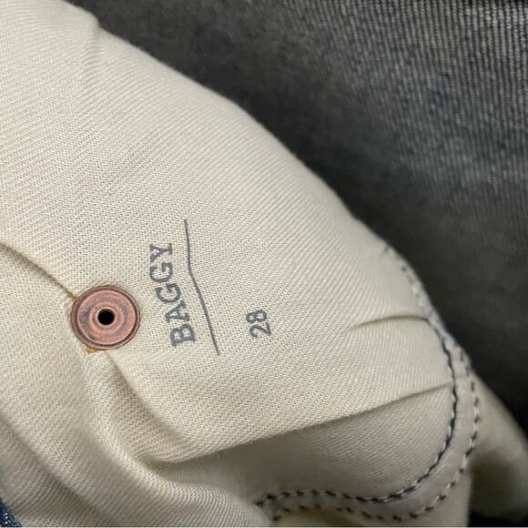 6397 Baggy Jean in Classic Vintage Wash Distressed Slouchy fit - Picture 14 of 14